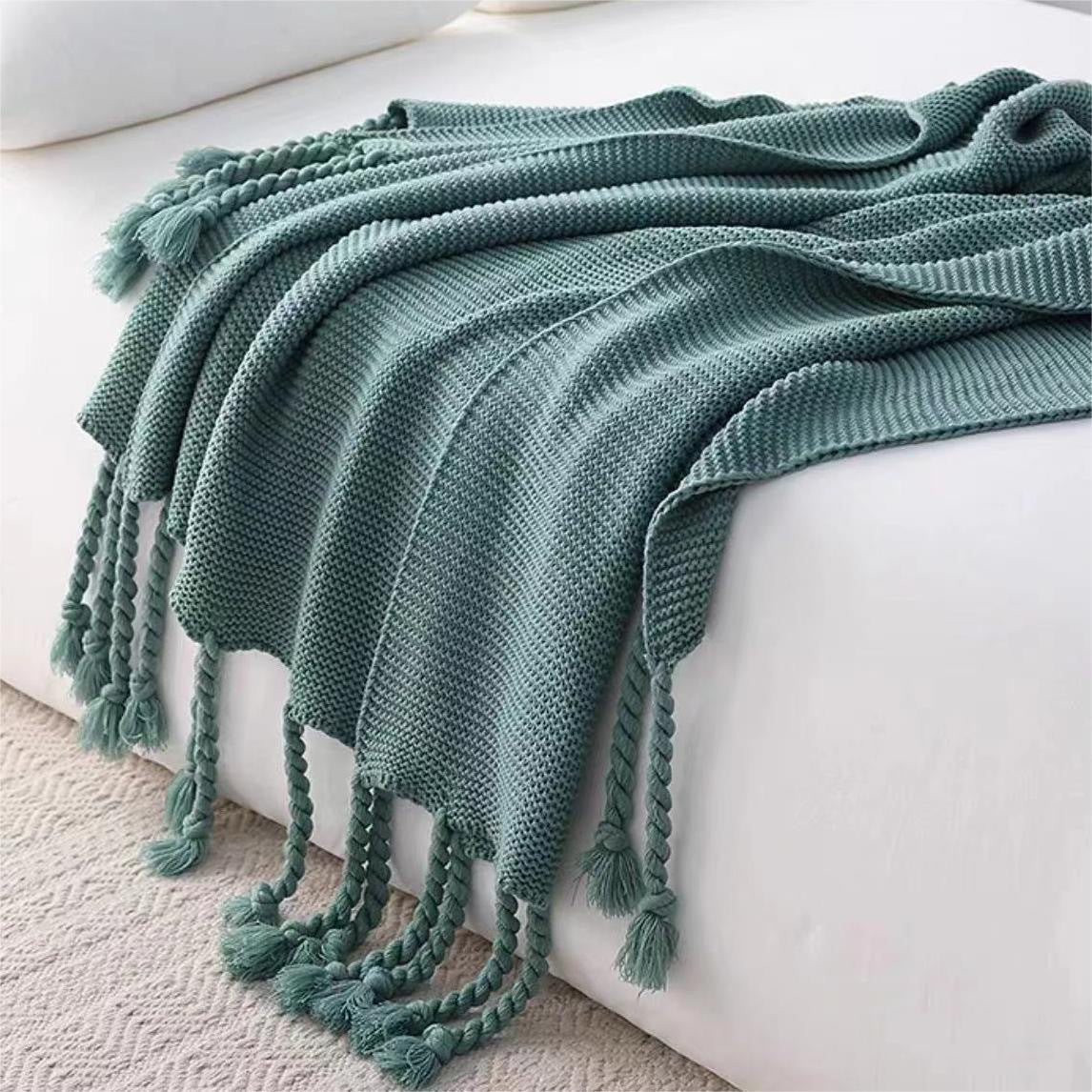 Chunky Knit Throw Blanket - Boho Fringed Woven Couch Blanket