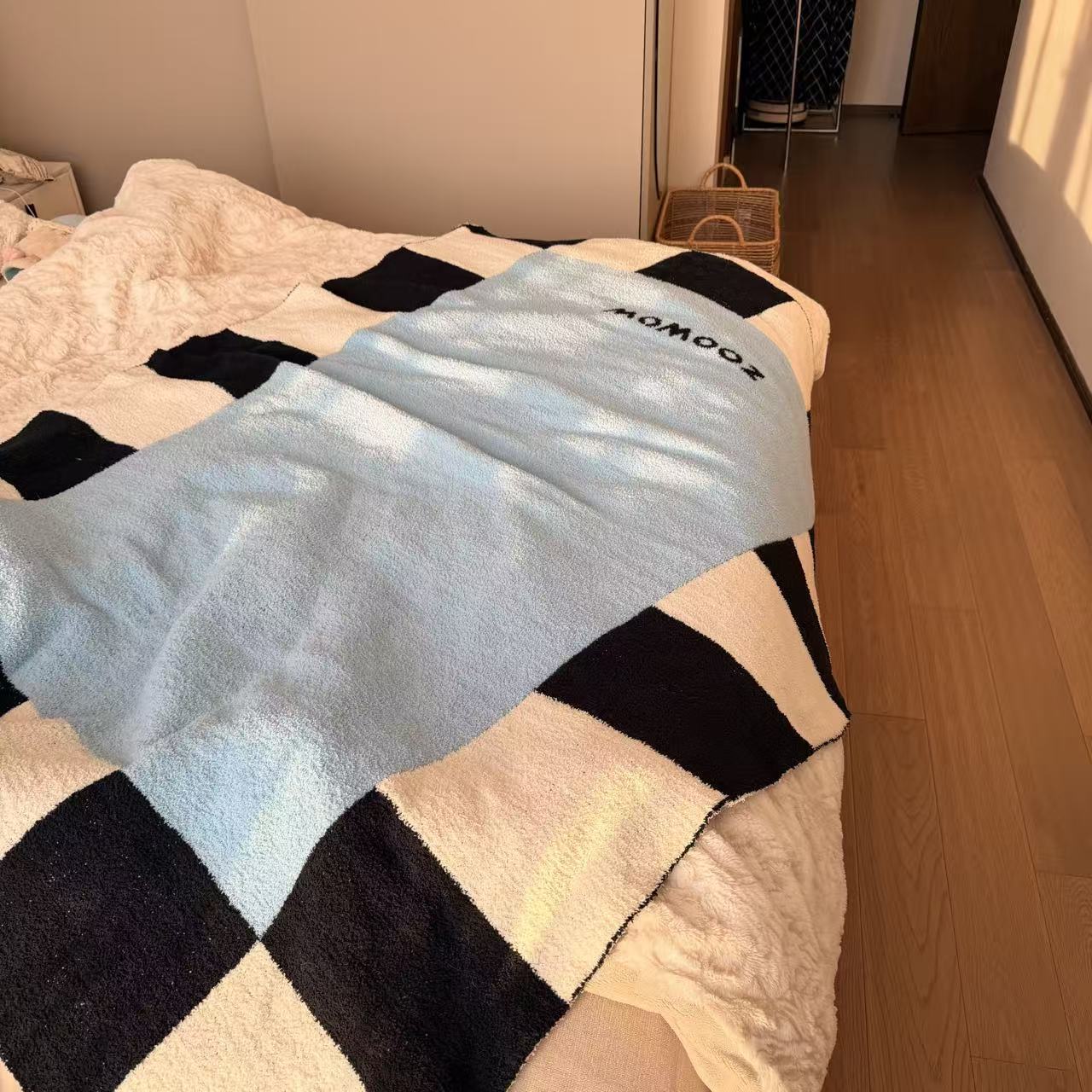 Heavyweight Milk Fleece Throw Blanket - Soft Cozy Baby-Safe Couch Blanket