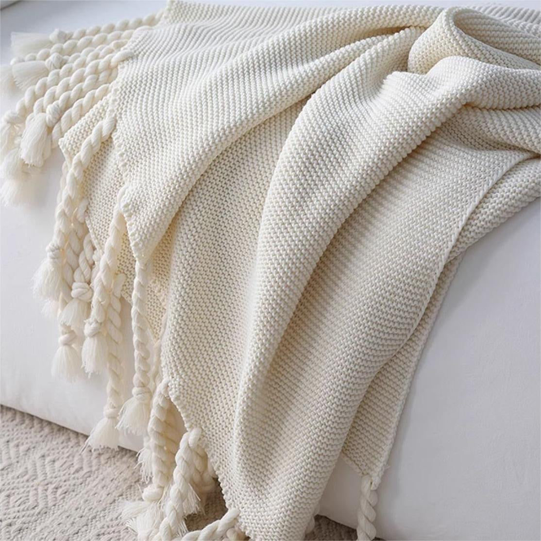 Chunky Knit Throw Blanket - Boho Fringed Woven Couch Blanket